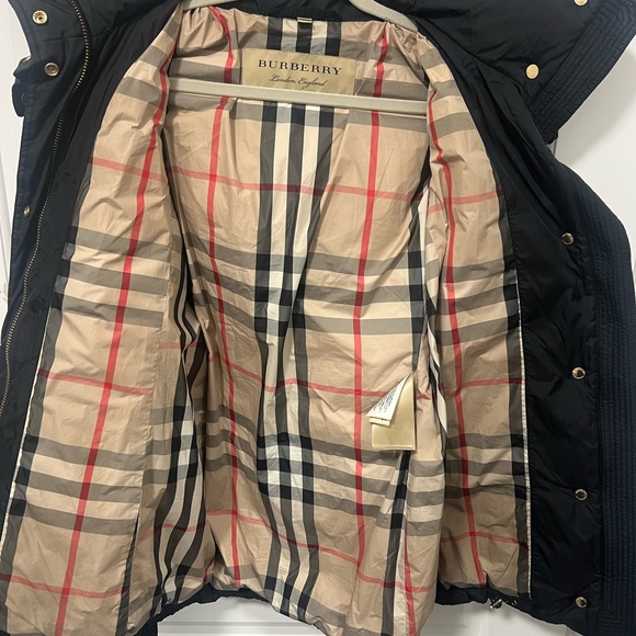 Burberry Quilted Black Coat with Gold Accents - Picture 5 of 8